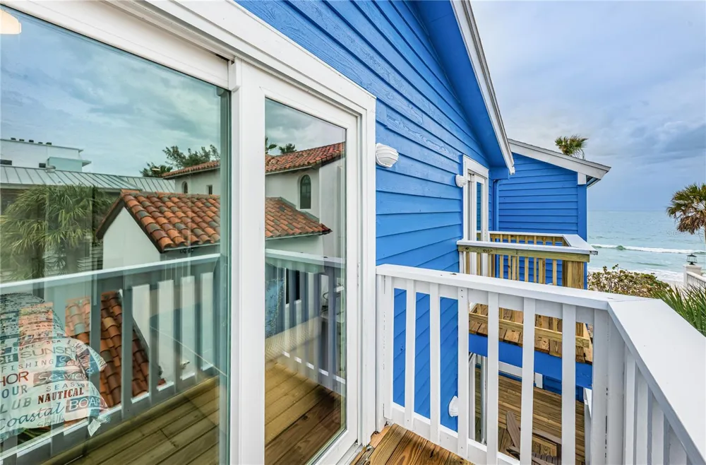 8432 W GULF BOULEVARD #Jellyfish Treasure Island, FL 33706