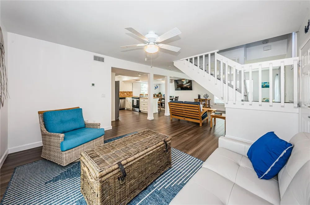 8432 W GULF BOULEVARD #Jellyfish Treasure Island, FL 33706