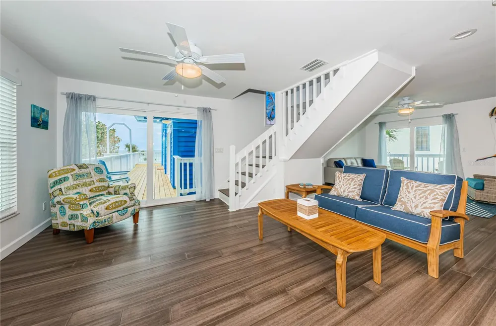 8432 W GULF BOULEVARD #Jellyfish Treasure Island, FL 33706