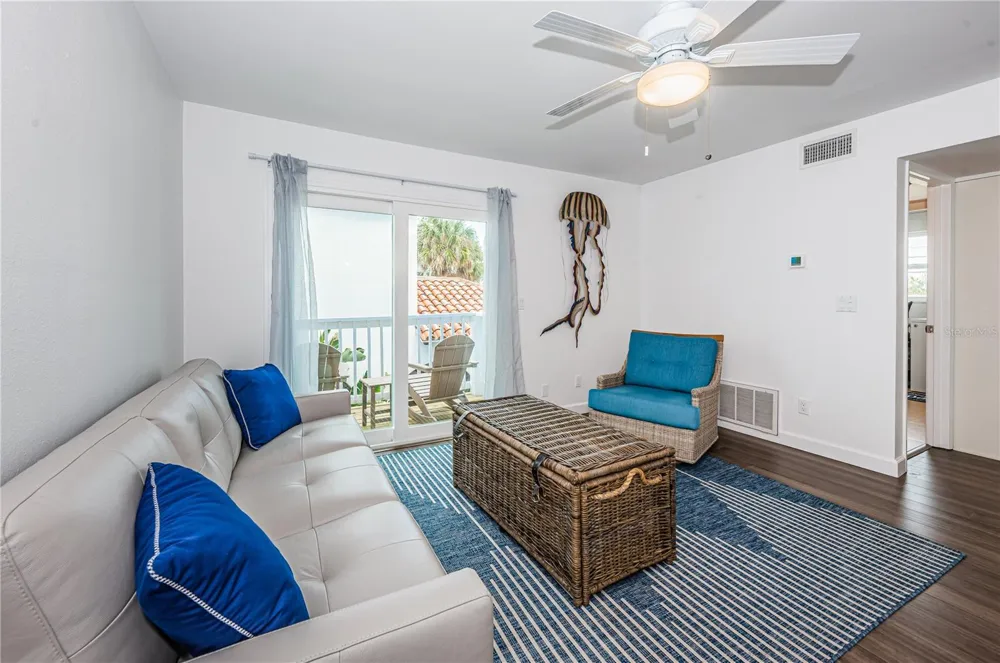 8432 W GULF BOULEVARD #Jellyfish Treasure Island, FL 33706