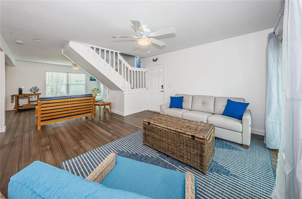 8432 W GULF BOULEVARD #Jellyfish Treasure Island, FL 33706