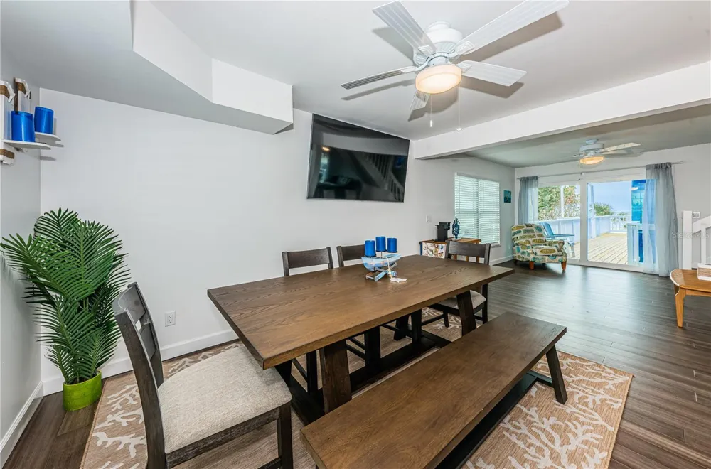 8432 W GULF BOULEVARD #Jellyfish Treasure Island, FL 33706