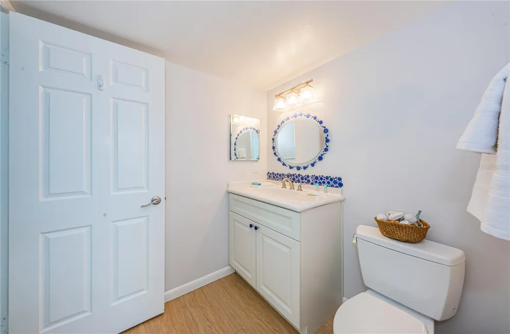 8432 W GULF BOULEVARD #Jellyfish Treasure Island, FL 33706