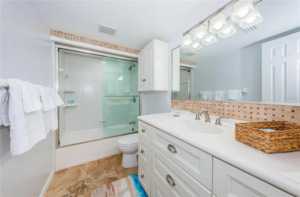 8432 W GULF BOULEVARD #Jellyfish Treasure Island, FL 33706