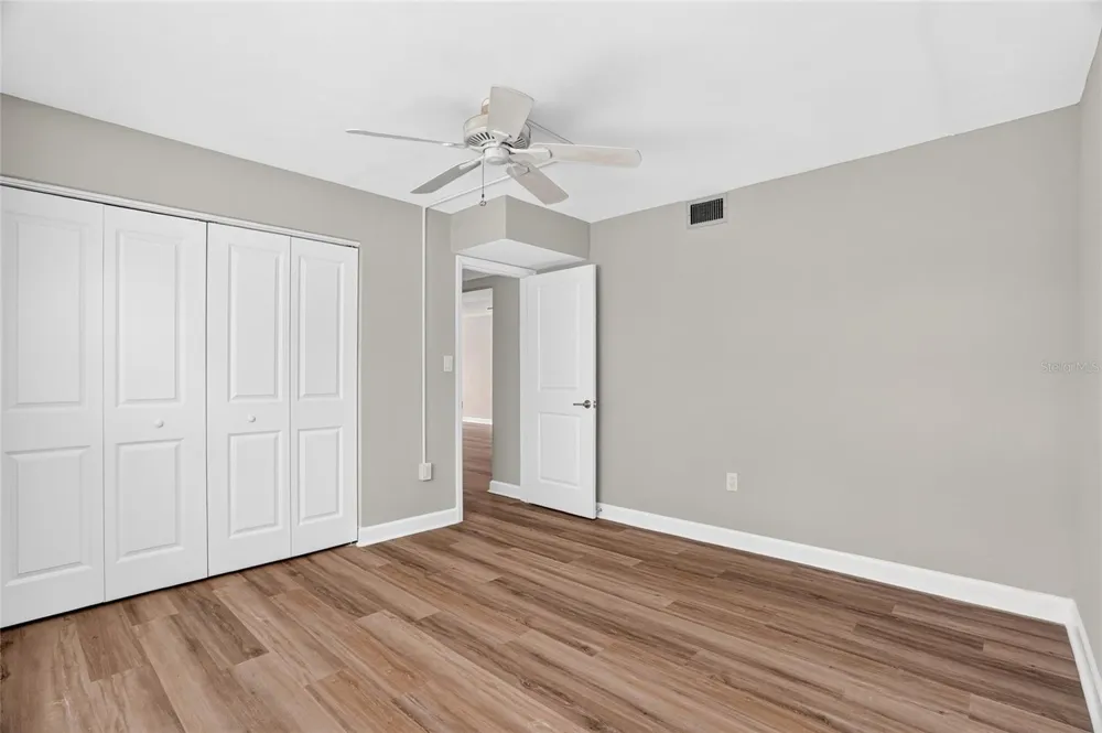 4570 OVERLOOK DRIVE NE #175 St Petersburg, FL 33703