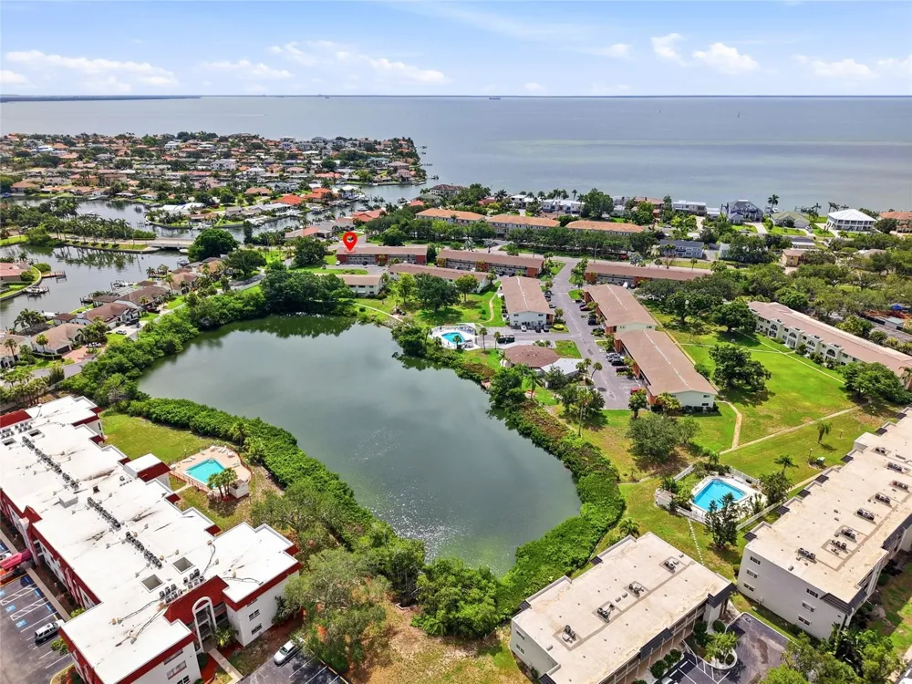 4570 OVERLOOK DRIVE NE #175 St Petersburg, FL 33703