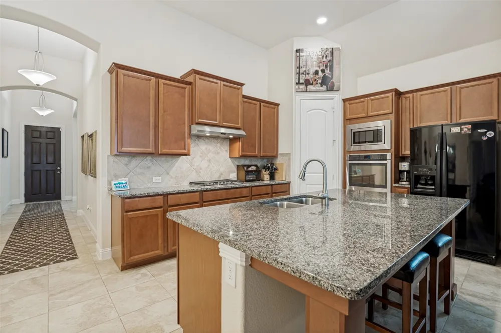 2810 Green Circle Drive Mansfield, TX 76063