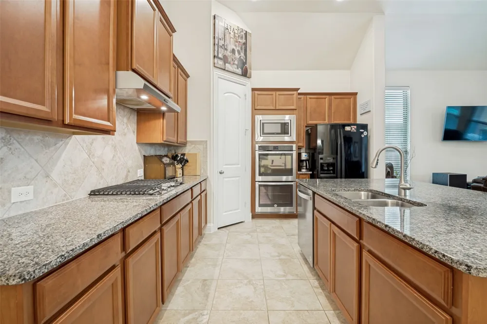2810 Green Circle Drive Mansfield, TX 76063
