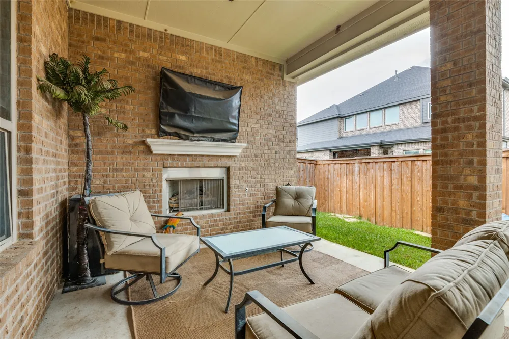 2810 Green Circle Drive Mansfield, TX 76063