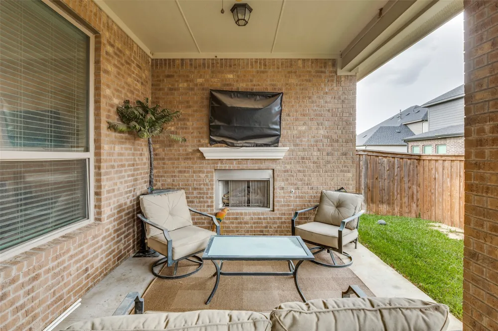 2810 Green Circle Drive Mansfield, TX 76063