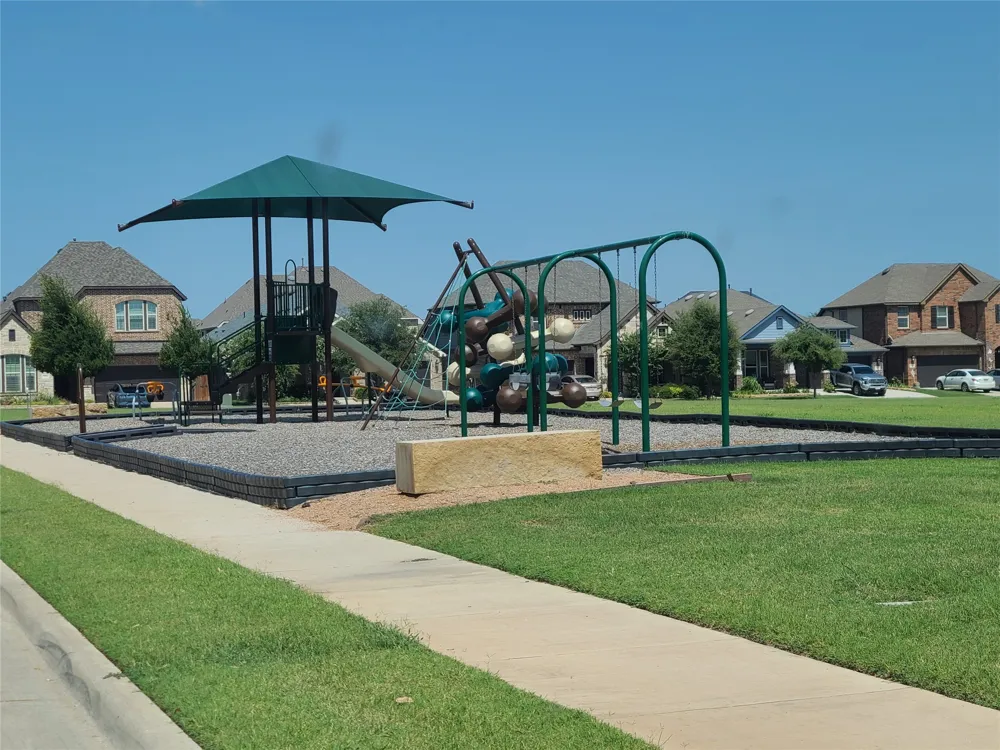 2810 Green Circle Drive Mansfield, TX 76063