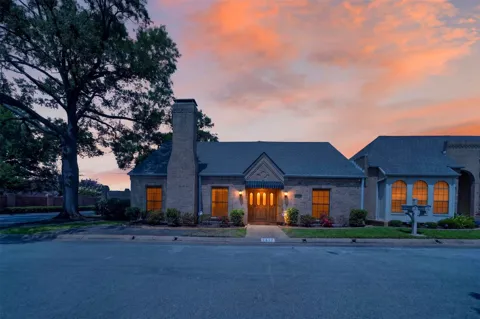 5417 Carmel Court