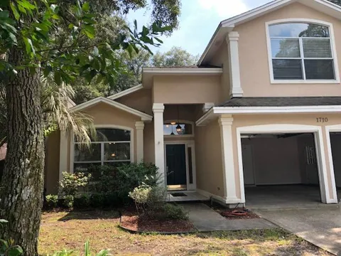 1710 Ashview Cove