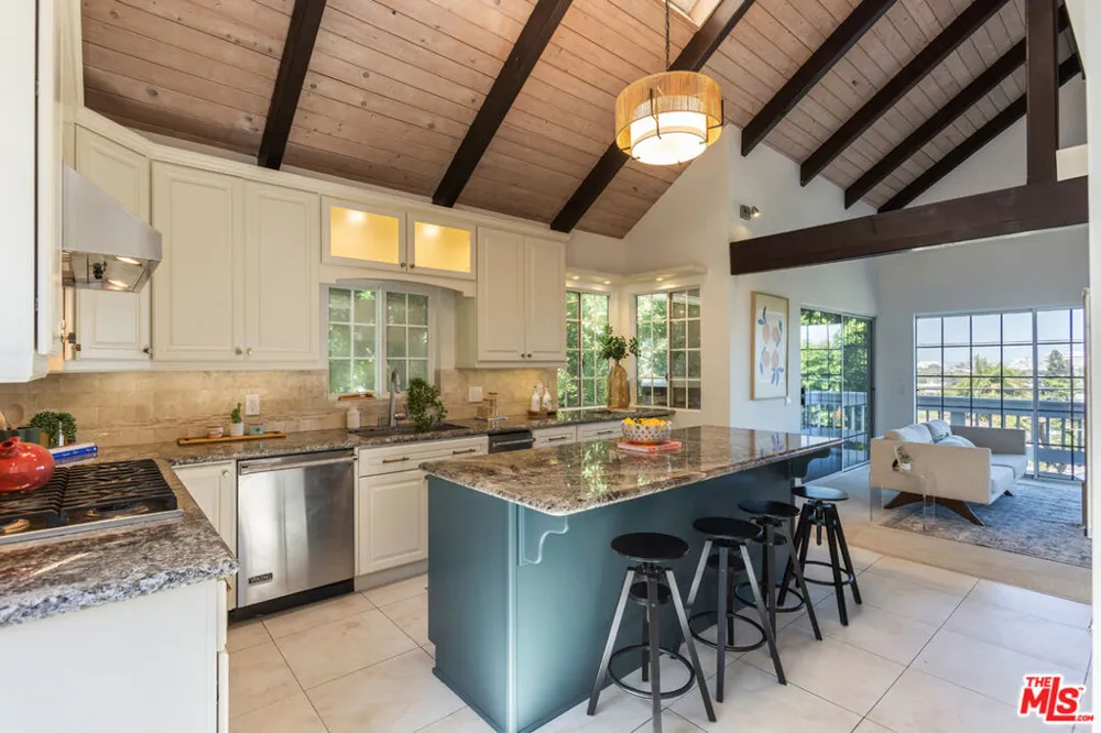 624 Sierra Street El Segundo, CA 90245