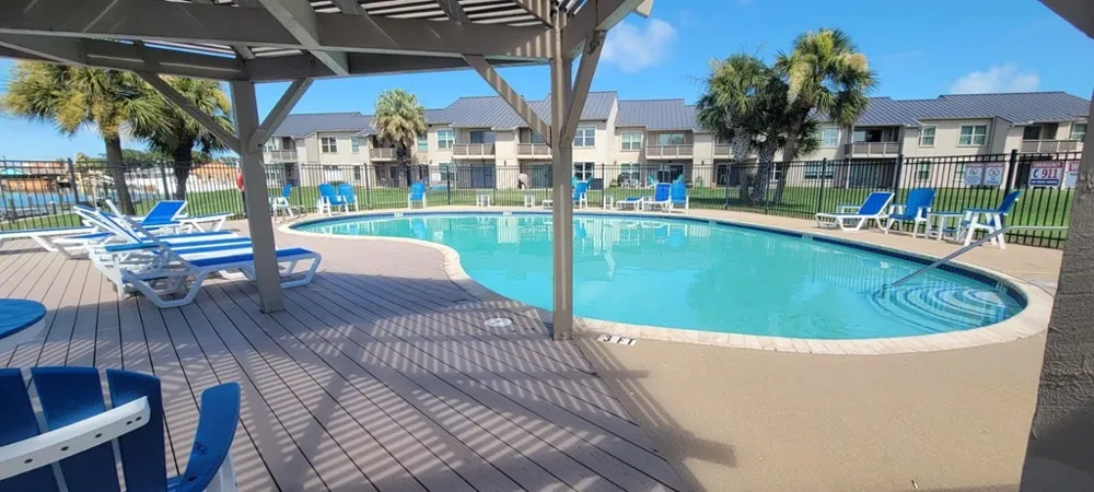 2001 Bayhouse Drive #2001 Rockport, TX 78382