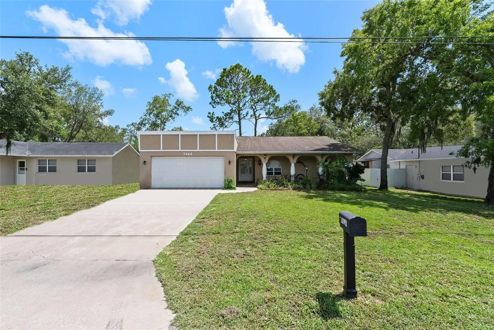 7466 APACHE TRAIL Spring Hill, FL 34606
