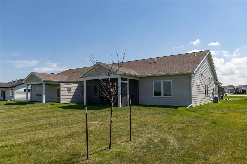 162 Sandstone Drive NW Eyota, MN 55934