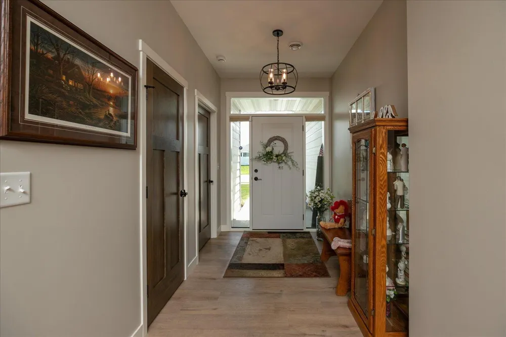 162 Sandstone Drive NW Eyota, MN 55934