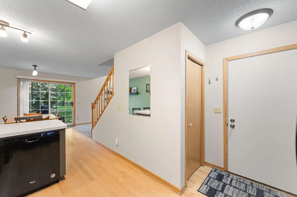 8438 Copperfield Way #78 Inver Grove Heights, MN 55076
