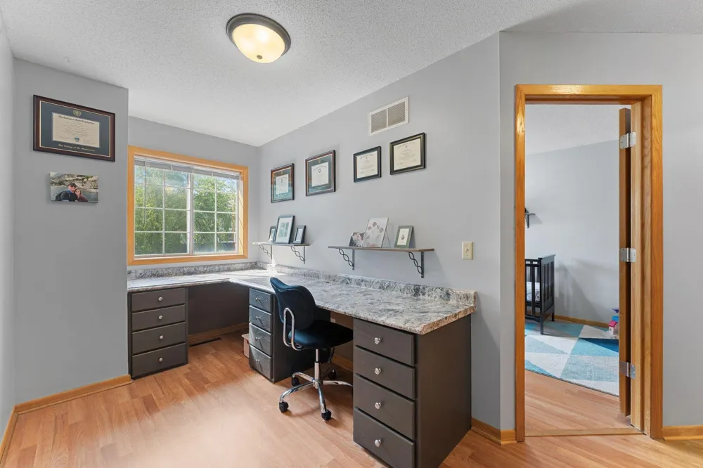 8438 Copperfield Way #78 Inver Grove Heights, MN 55076