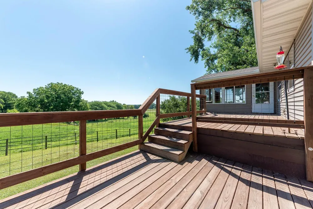 33385 Sibley Heights Lane Le Sueur, MN 56058