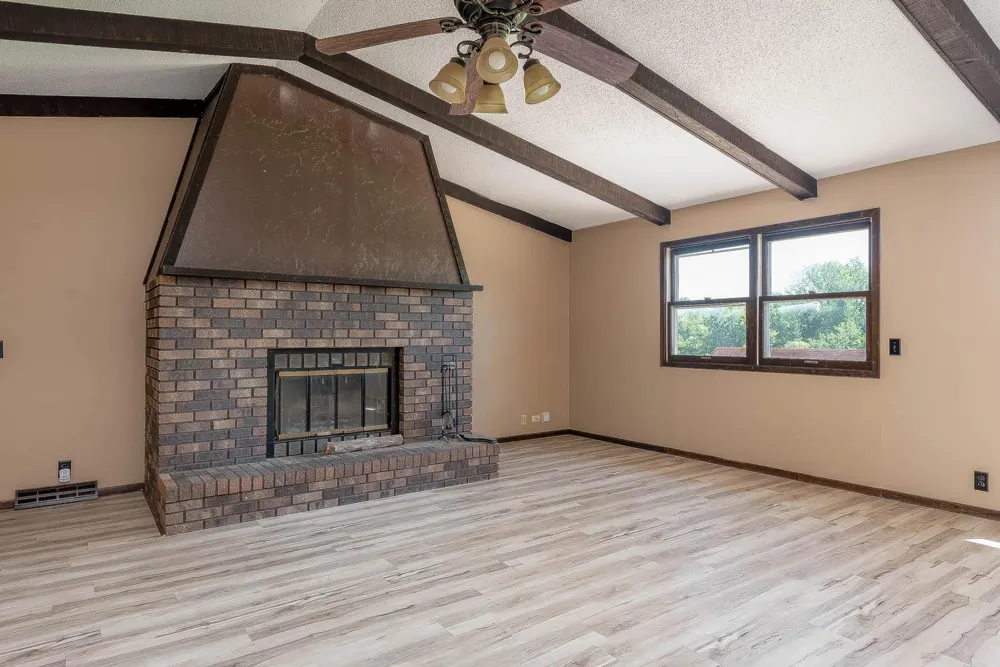 33385 Sibley Heights Lane Le Sueur, MN 56058