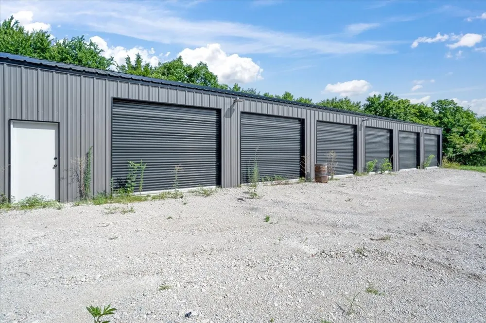 5367 FM-121 Van Alstyne, TX 75495