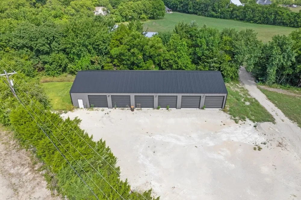 5367 FM-121 Van Alstyne, TX 75495