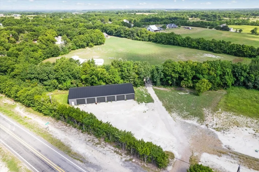 5367 FM-121 Van Alstyne, TX 75495