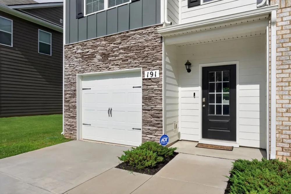 191 Dale Mires Ln Baxter, TN 38544