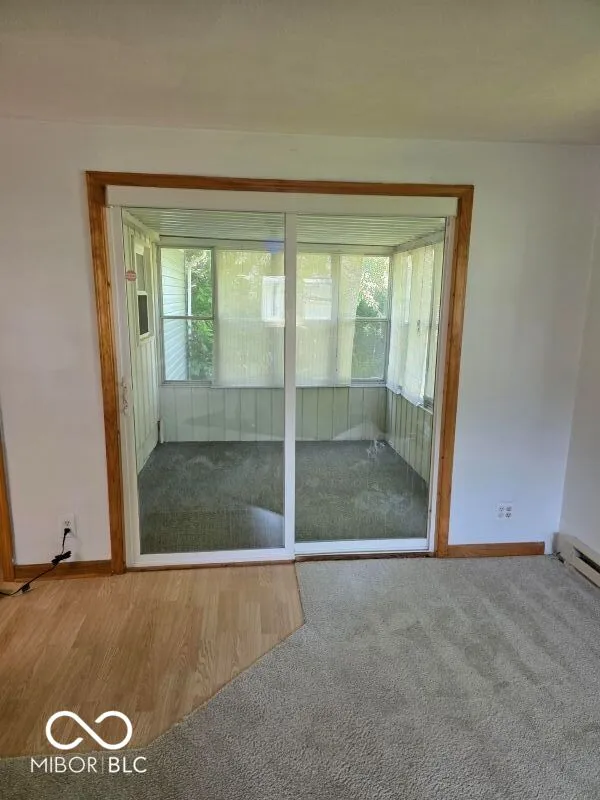 1615 Avenue East Street Elwood, IN 46036
