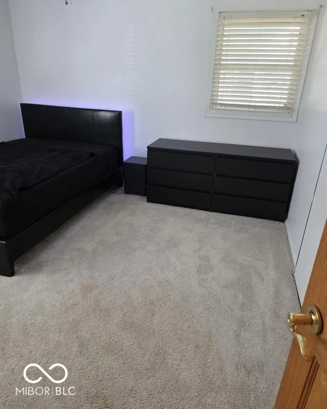 1615 Avenue East Street Elwood, IN 46036