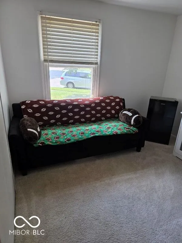 1615 Avenue East Street Elwood, IN 46036