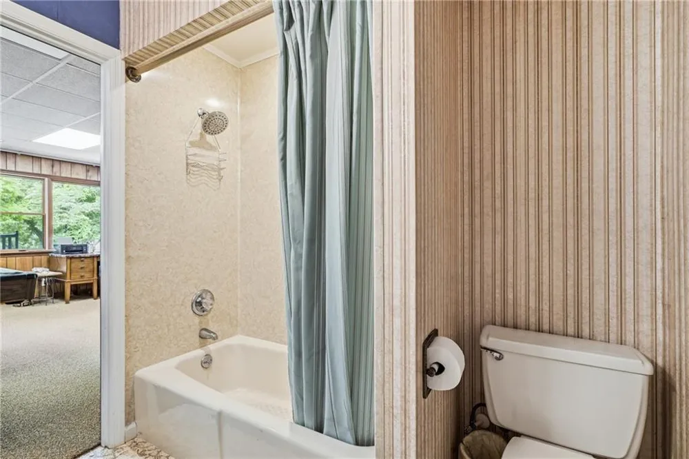 2325 Ridgecrest Circle Hiawassee, GA 30546