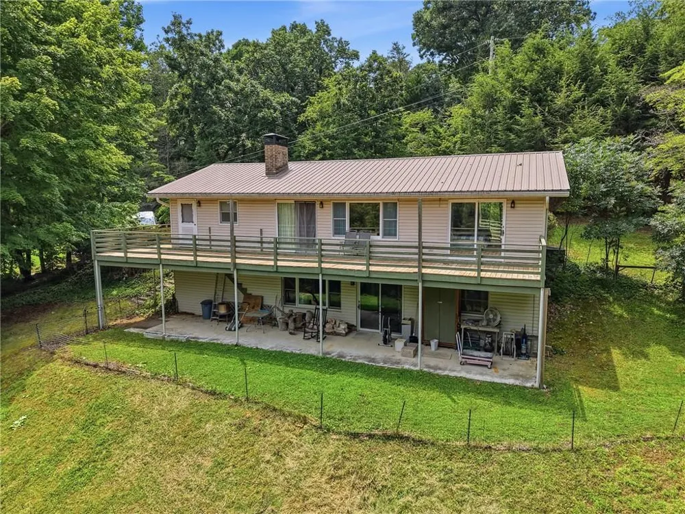 2325 Ridgecrest Circle Hiawassee, GA 30546