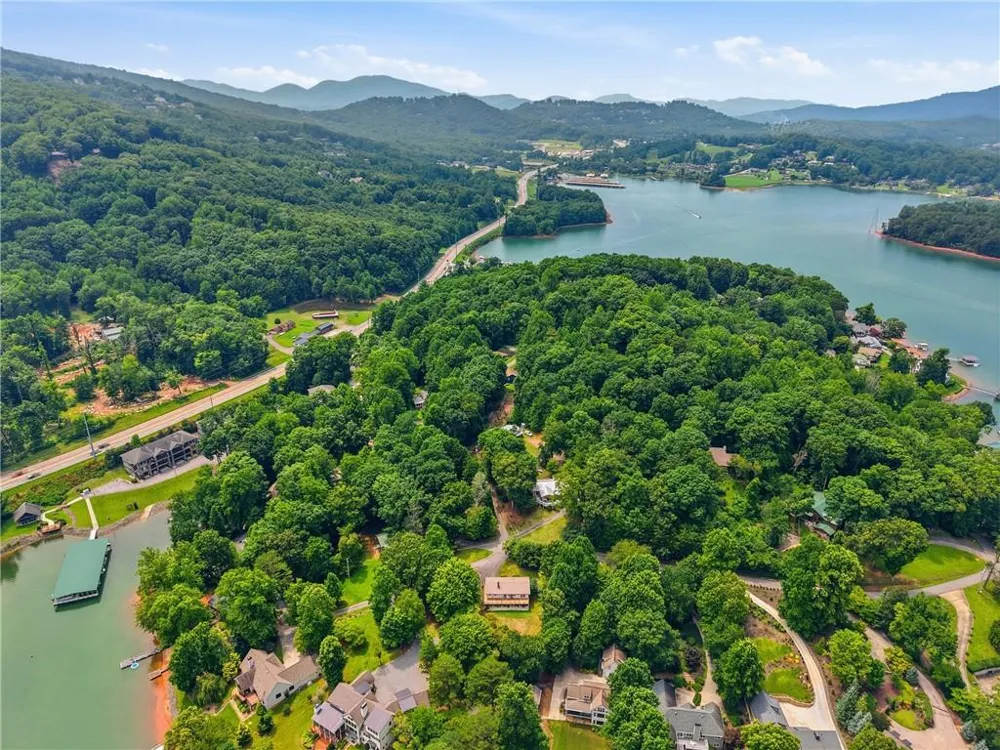2325 Ridgecrest Circle Hiawassee, GA 30546