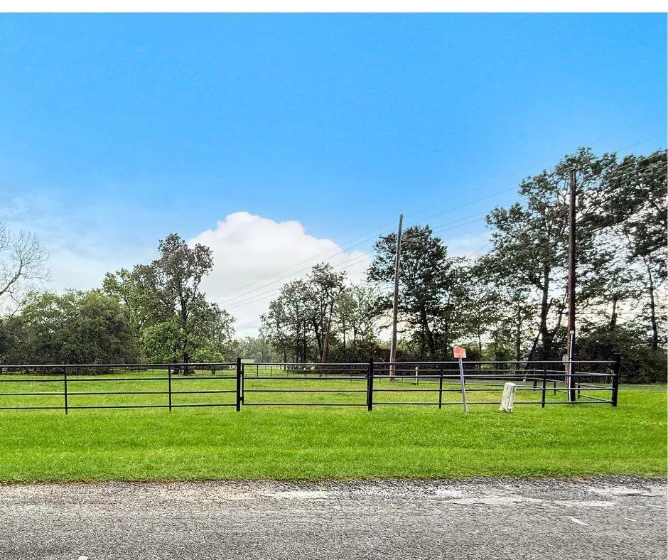 County Road 2010 Liberty, TX 77575