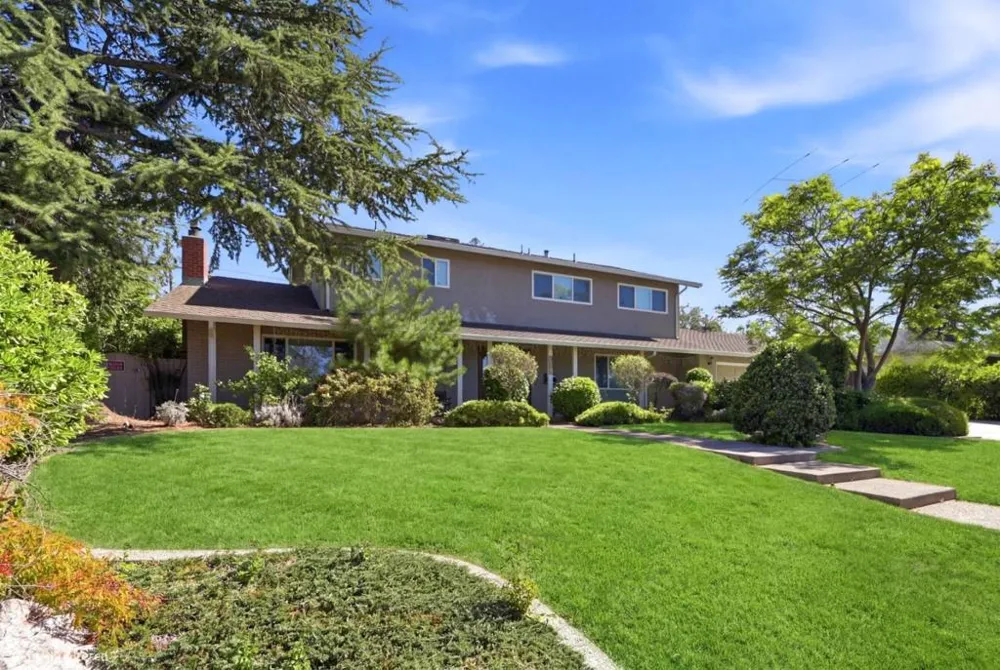 20234 Edinburgh Drive Saratoga, CA 95070