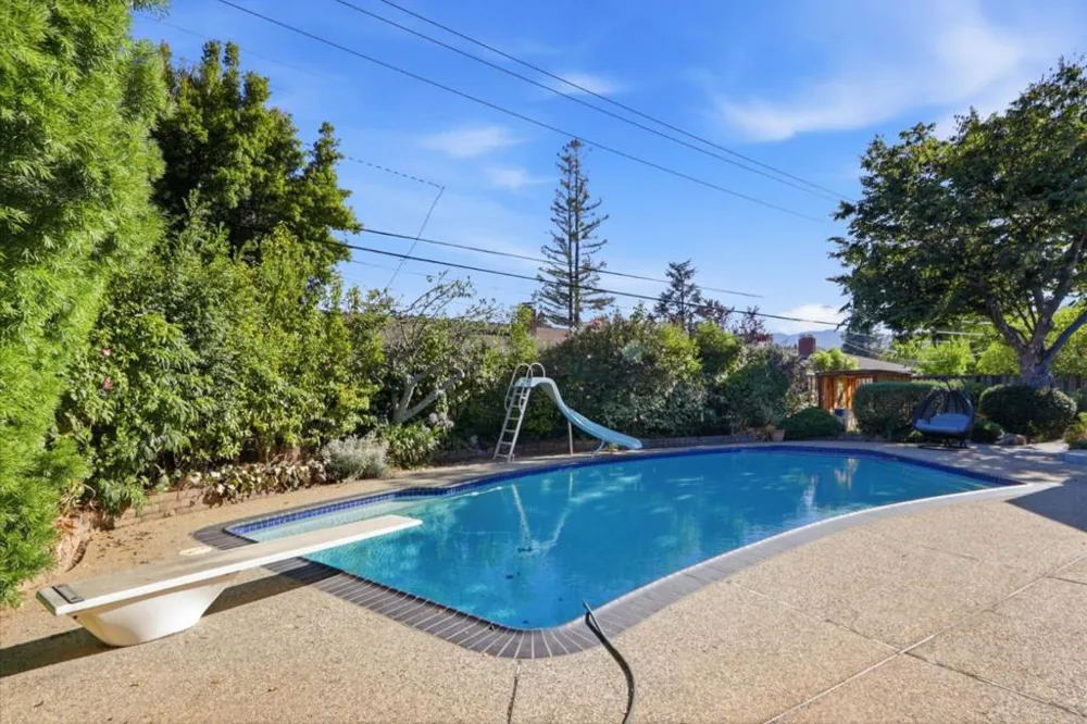 20234 Edinburgh Drive Saratoga, CA 95070
