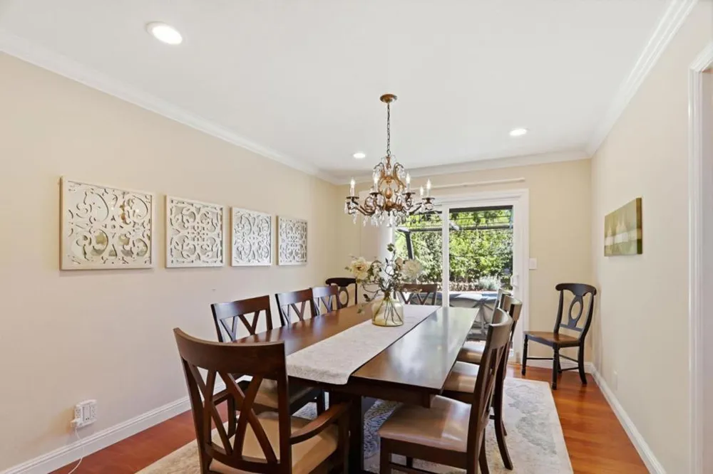 20234 Edinburgh Drive Saratoga, CA 95070