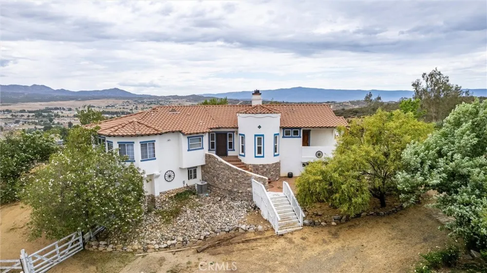 49185 Tomahawk Court Aguanga, CA 92536