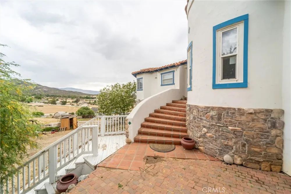 49185 Tomahawk Court Aguanga, CA 92536