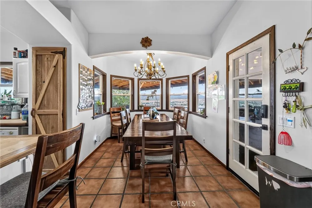 49185 Tomahawk Court Aguanga, CA 92536