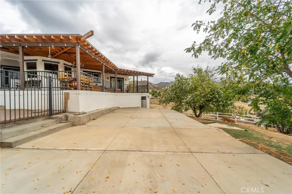 49185 Tomahawk Court Aguanga, CA 92536