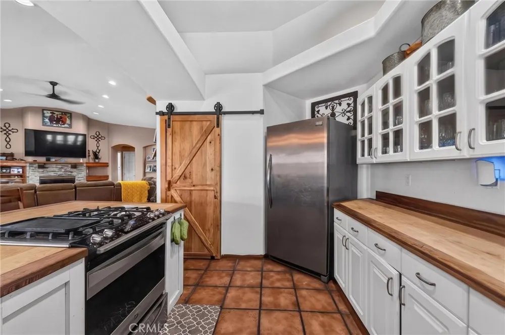 49185 Tomahawk Court Aguanga, CA 92536