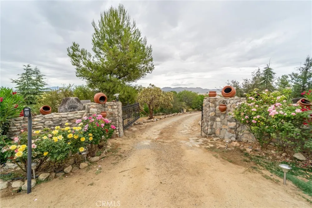 49185 Tomahawk Court Aguanga, CA 92536
