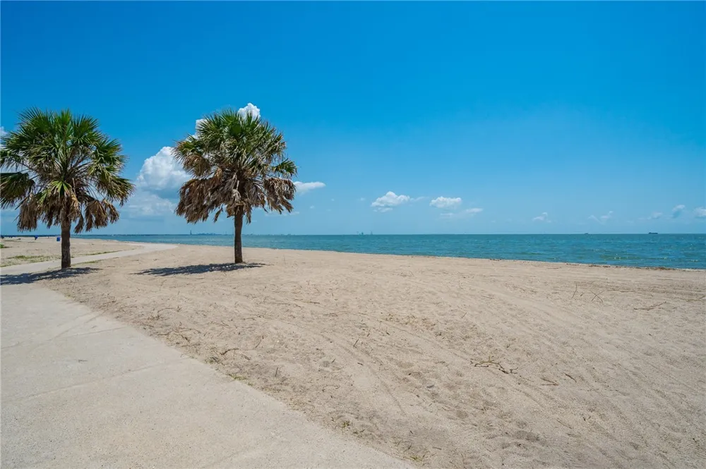 3938 Surfside Boulevard #2134 Corpus Christi, TX 78402
