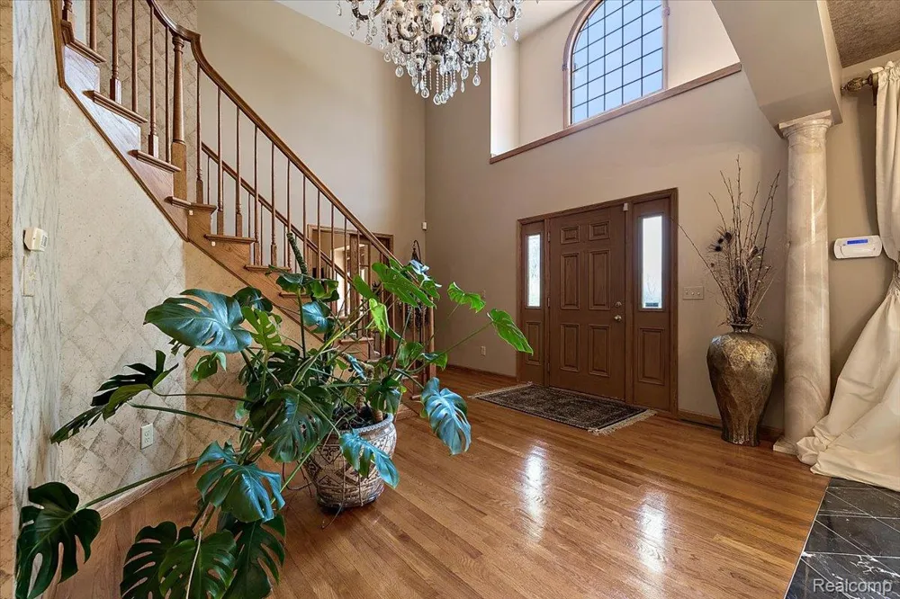 3460 Forest Meadow Court Saginaw Charter Township, MI 48603