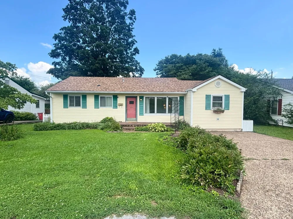 306 Brentwood St Hopkinsville, KY 42240