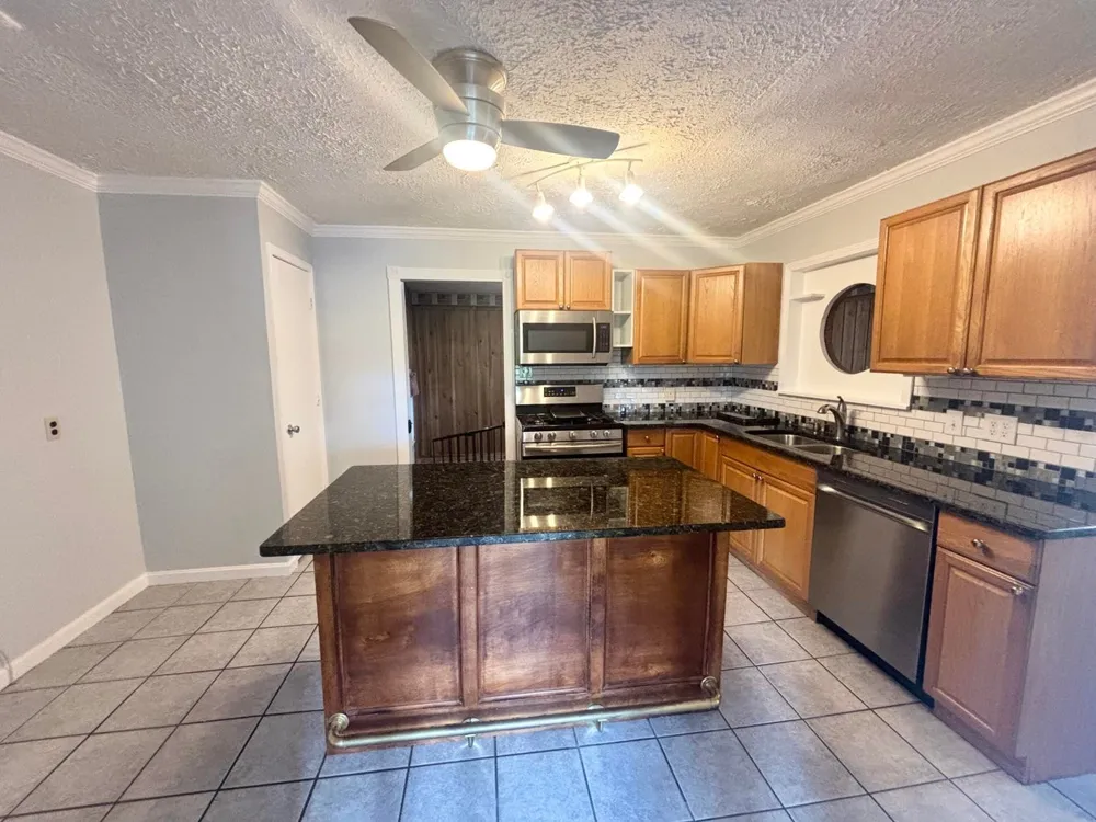 306 Brentwood St Hopkinsville, KY 42240